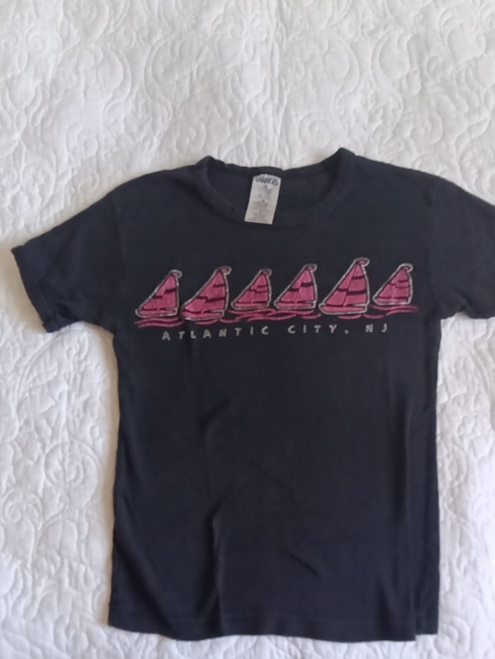 Atlantic City NJ Vintage Graphic Black T-Shirt with Pink Sailboats